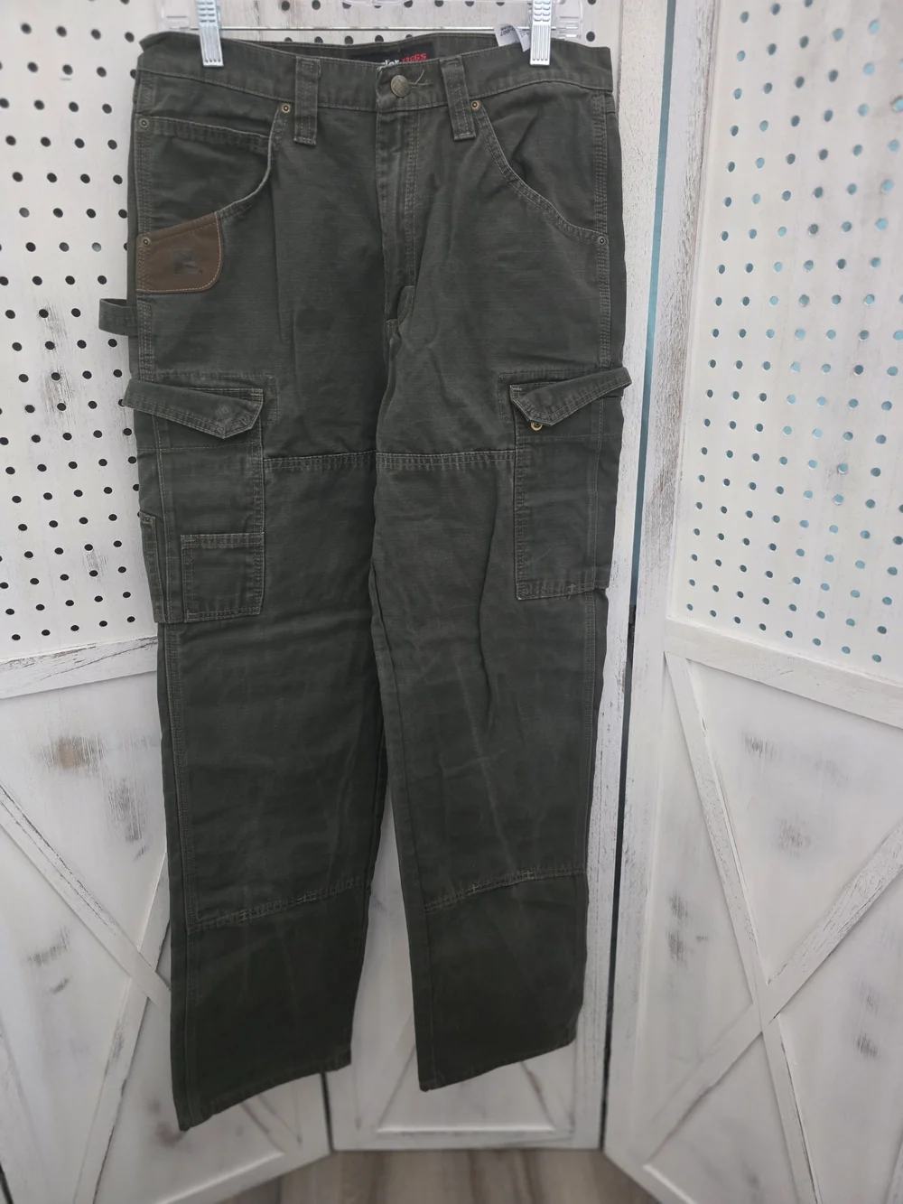 Men's Wrangler Riggs Olive Green Cargo Pants - Durable Utility Style Size 32x36